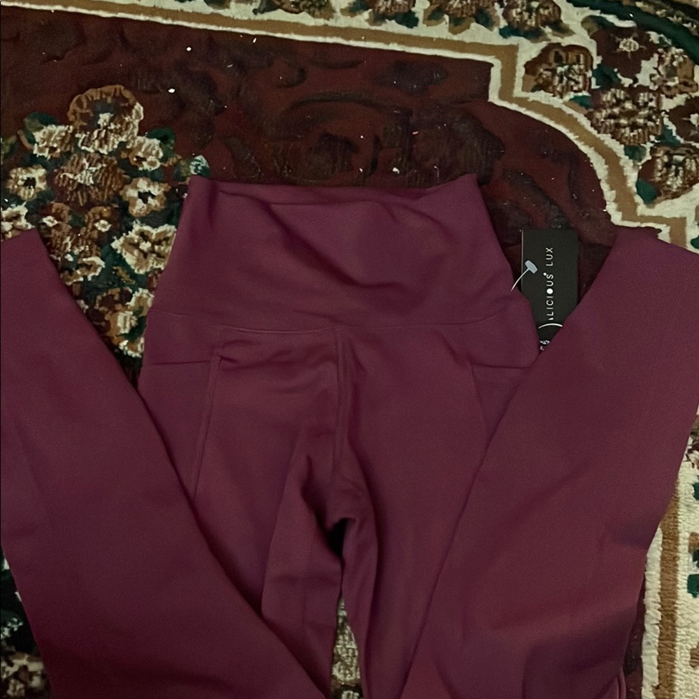 Yogalicious High-Waisted Burgundy Pants